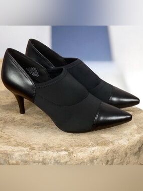 Bandolino Classic Black Pointed Toe Heeled Slip-On Women's Shoes Sz 7.5